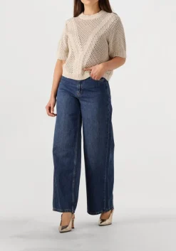 beige aimee the label top kyarap