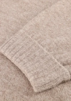 beige aimee the label trui nima