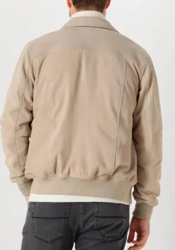 beige alter ego jack joseph