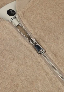 beige alter ego jack mick