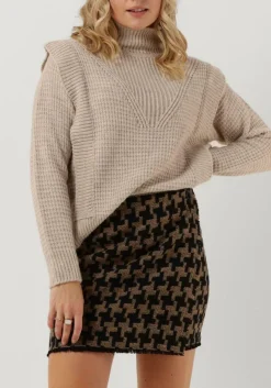 beige amaya amsterdam coltrui kate knitwear