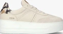 beige fred de la bretoniere lage sneakers vajen babs