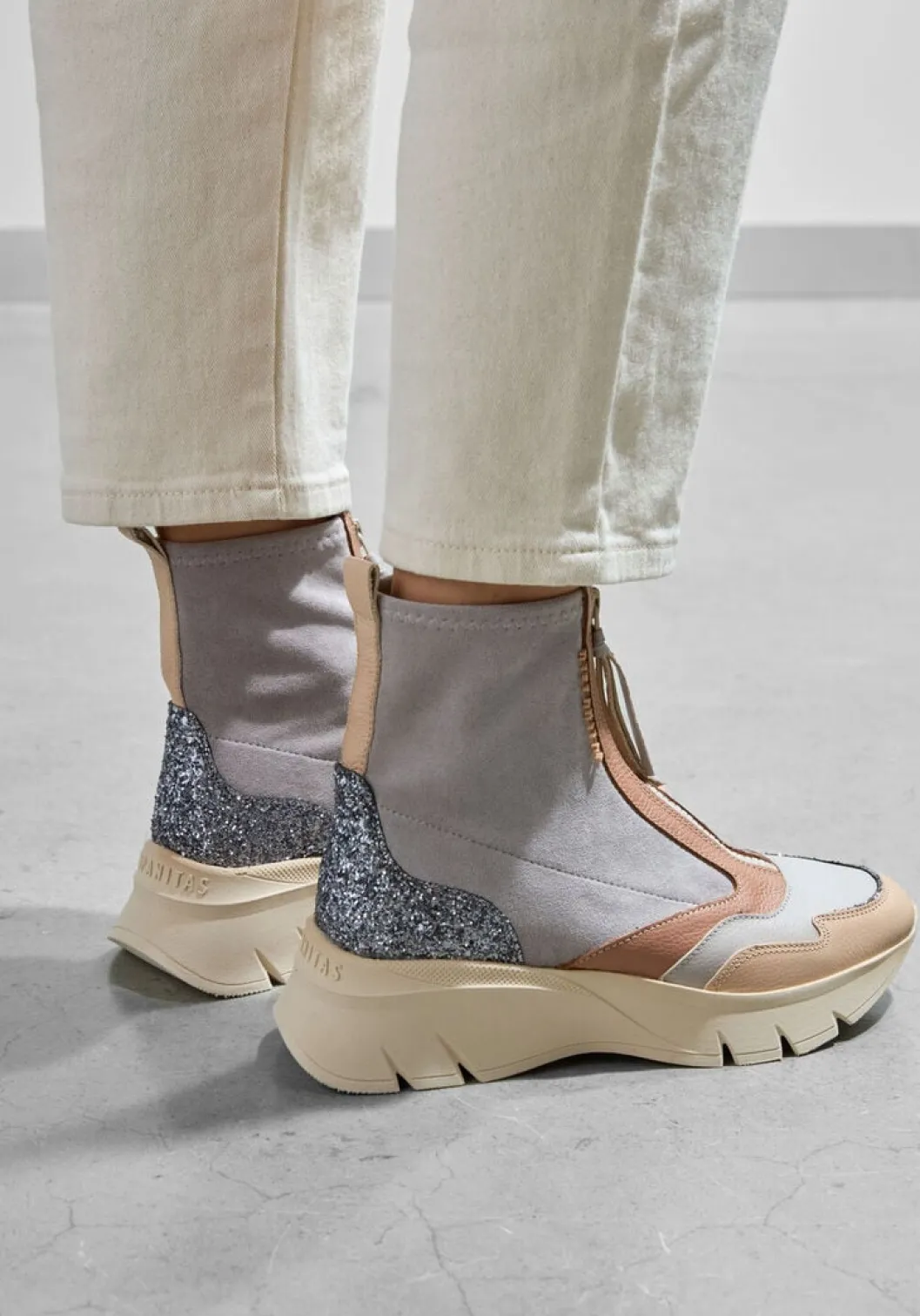 beige hispanitas sneakers chi243628