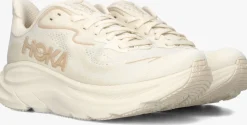 beige hoka lage sneakers clifton 10