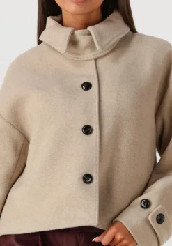 beige ruby tuesday jack mari