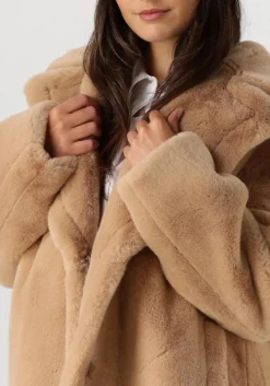 beige stand studio faux fur jas maria coat soft
