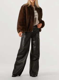 beige studio ar trui kirsten