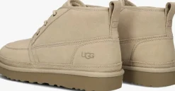beige ugg veterboots neumel moc