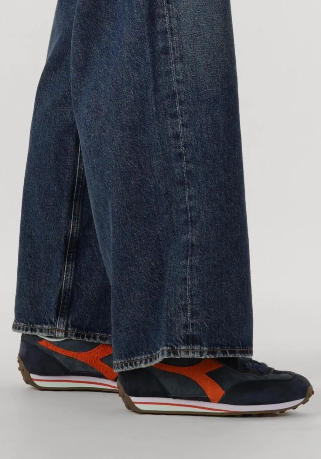 blauwe diadora heritage lage sneakers rally s