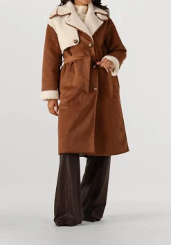 bruine caroline biss mantel 4445