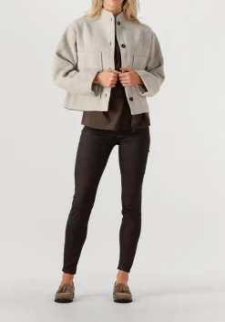 bruine drykorn slim fit jeans need