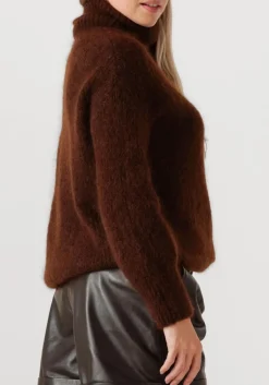 bruine ibana coltrui kira