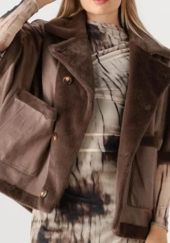 bruine studio ar mantel avy faux lacon