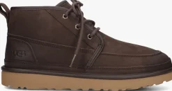 bruine ugg veterschoenen m neumel moc nubuck