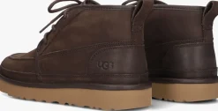 bruine ugg veterschoenen m neumel moc nubuck