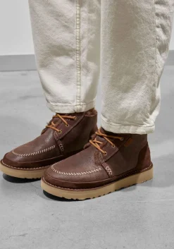 bruine ugg veterschoenen neumel crafted regenerate