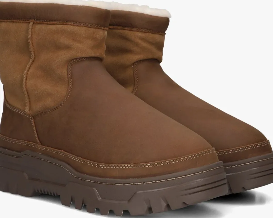 cognac ugg snowboots heritage pull on tg