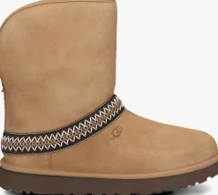 cognac ugg vachtlaarzen classic short crescent
