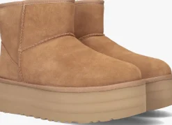 cognac ugg vachtlaarzen w classic mini platform
