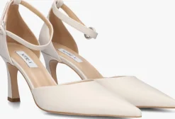 creme notre-v pumps 7225