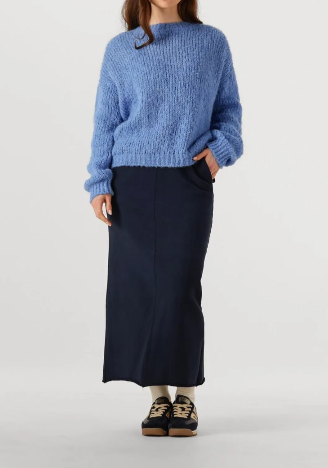 donkerblauwe back70 lage sneakers jogger