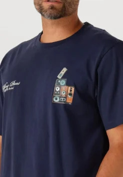 donkerblauwe filling pieces t-shirt t-shirt speaker wall