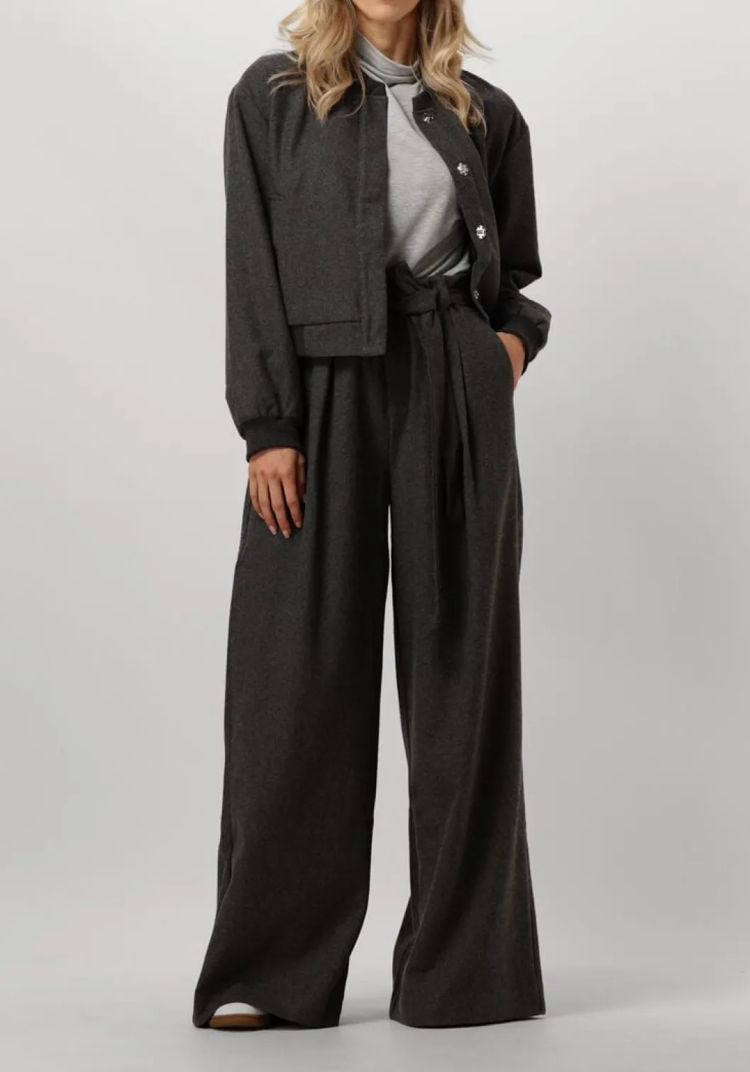 donkergrijze aimee the label jack rioa