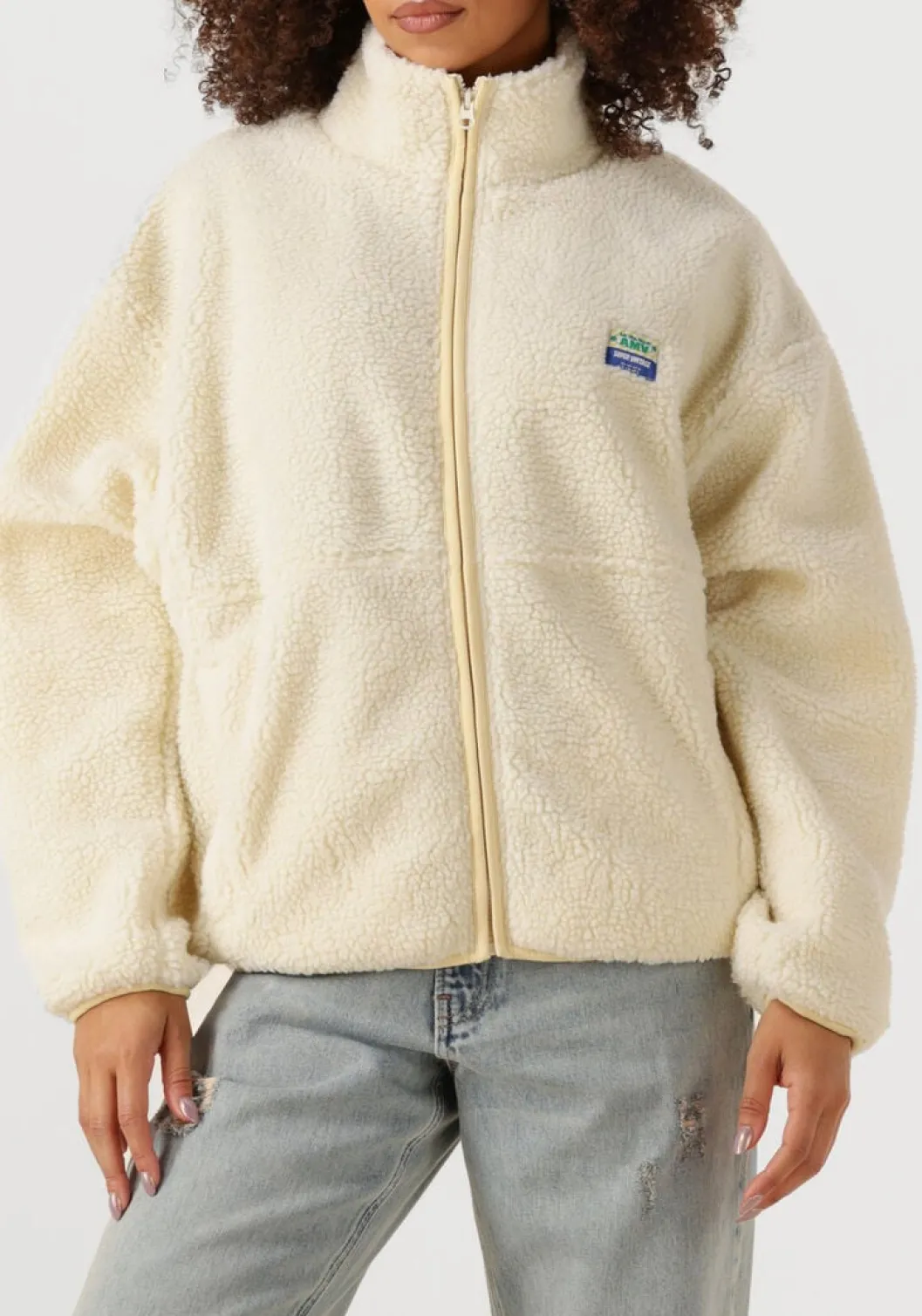 ecru american vintage faux fur jas hoktown woman