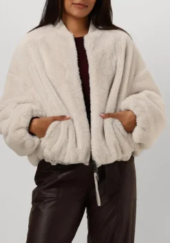 ecru beaumont jack max