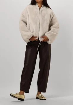 ecru beaumont jack max