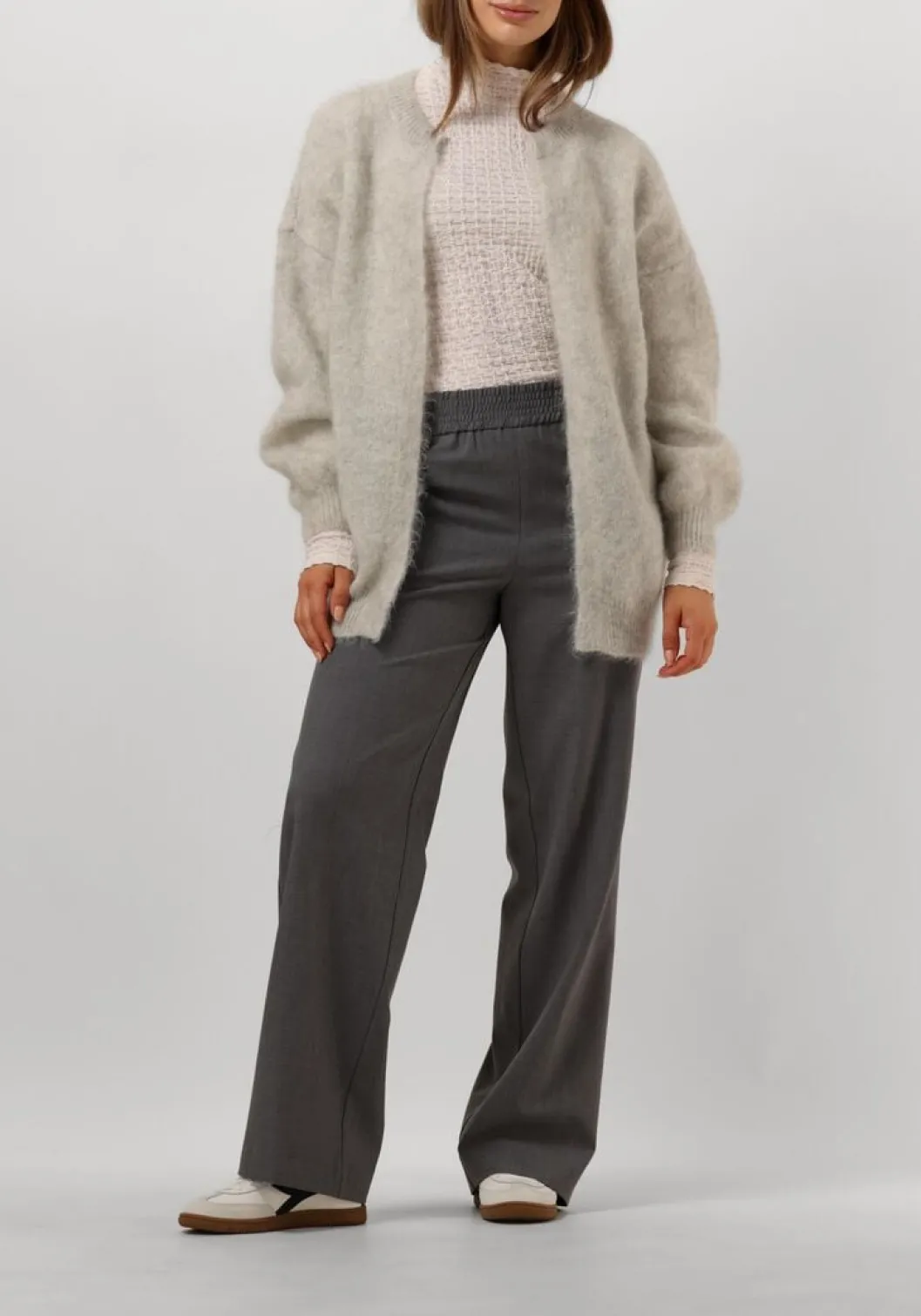 grijze des petits hauts vest altea