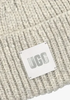 grijze ugg muts chunky rib beanie