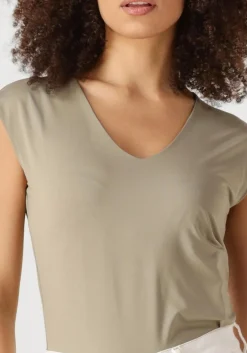 groene rosemunde t-shirt billie capsleeve v-neck