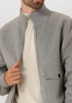 lichtgrijze alter ego jack boi