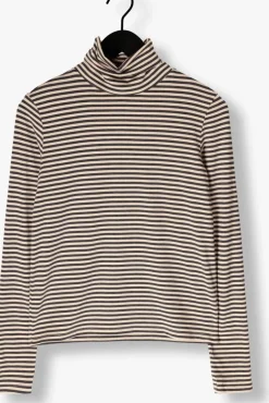 multi ruby tuesday top cammi