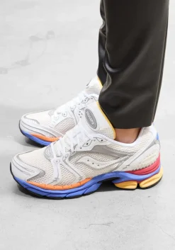 multi saucony lage sneakers progrid triumph 4