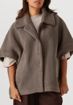 taupe knit-ted vest tam