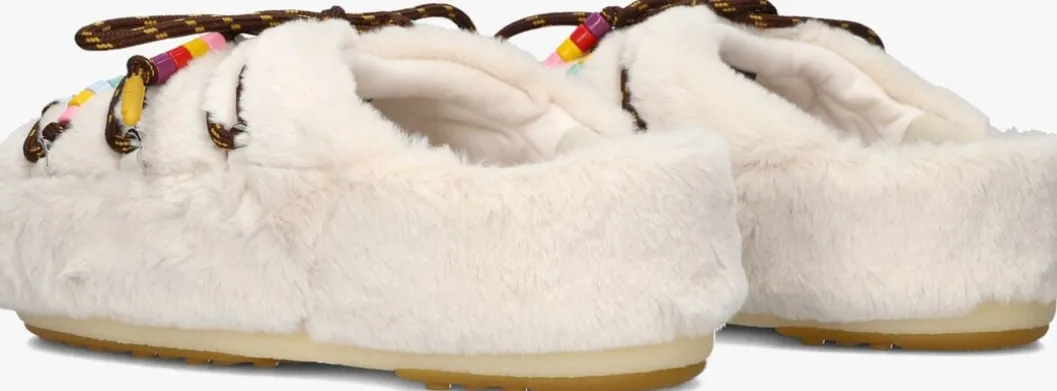 witte moon boot instappers mule faux fur beads