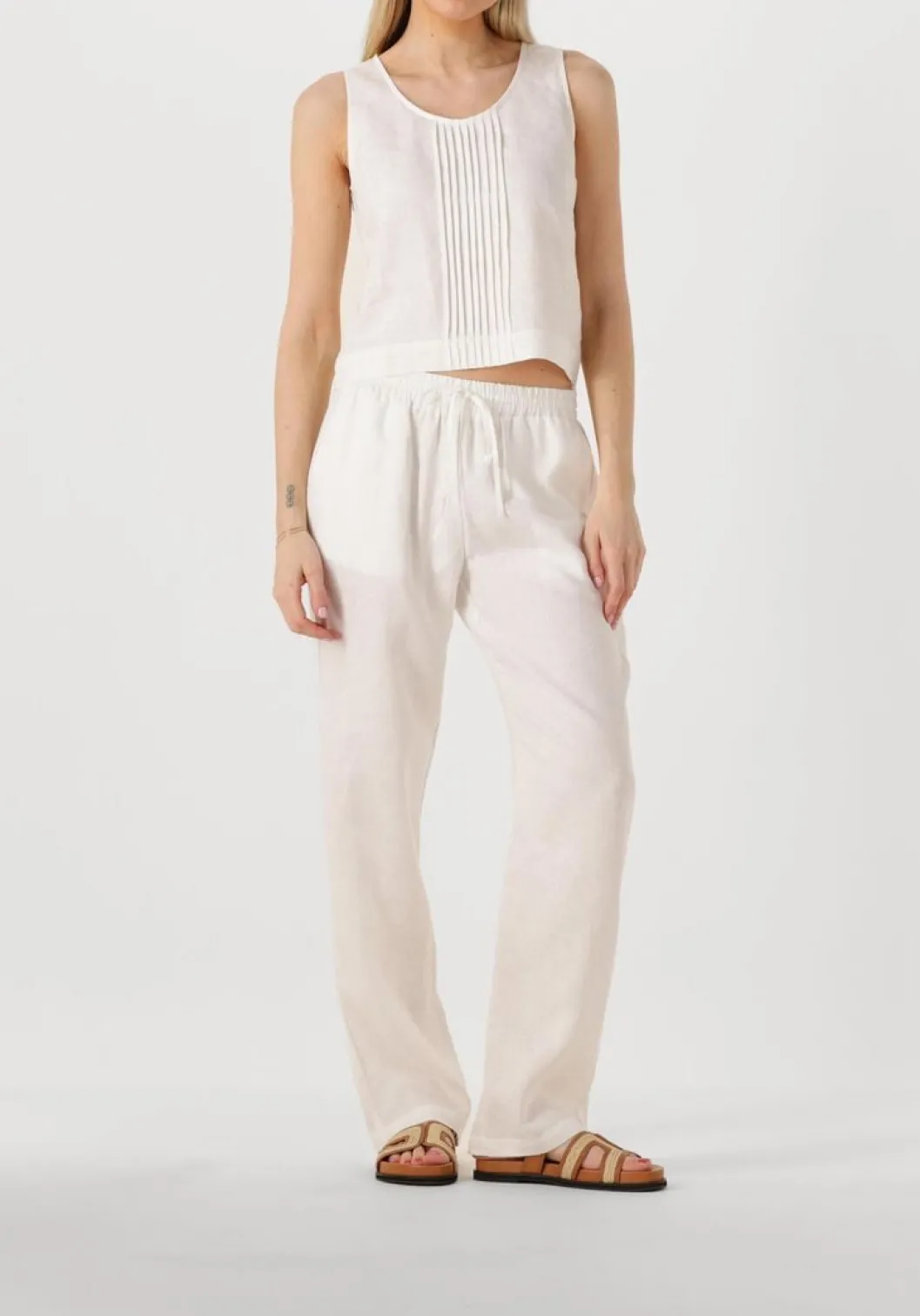 witte resort finest top crop top linen