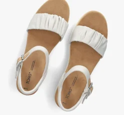 witte toms sandalen met hak diana.1