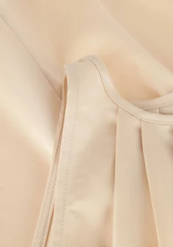 zand aimee the label top selmy2