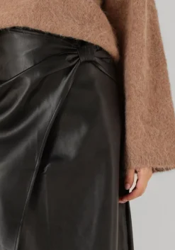 zwarte aimee the label midirok maxime vegan