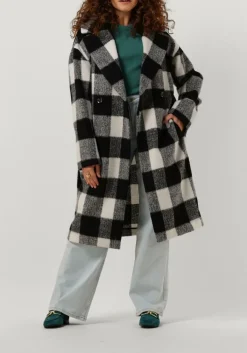 zwarte beaumont mantel pixie