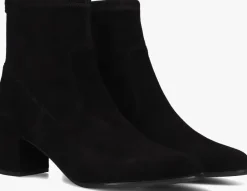 zwarte peter kaiser enkellaarsjes 75320