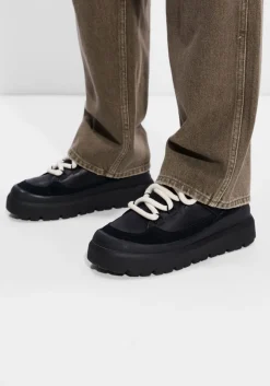 zwarte ugg sneakers heritage utility