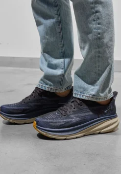 zwarte ugg vachtlaarzen classic ultra mini maxi curly