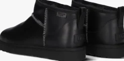 zwarte ugg vachtlaarzen m classic ultra mini